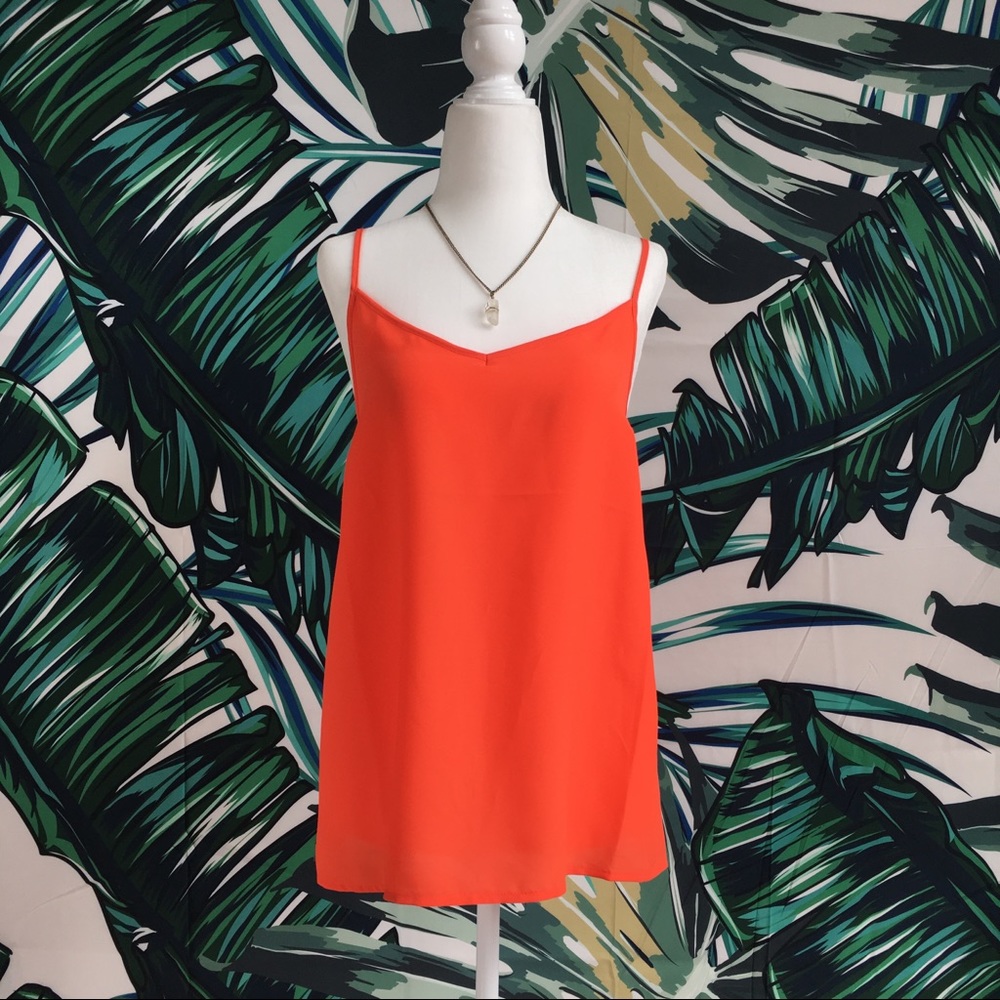 🏝VACATION READY! 🏝 NWOT Bright Red Chiffon Tank